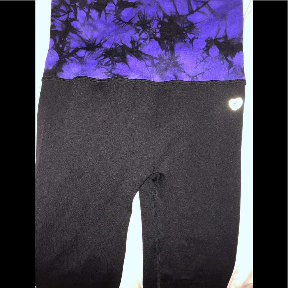 High waisted black leggings